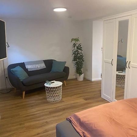 Klein Aber Oho! Neues Apartment In Stadt- Und Fuldanaehe Kassel Ngoại thất bức ảnh