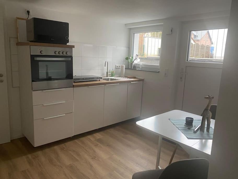 Klein Aber Oho! Neues Apartment In Stadt- Und Fuldanaehe Kassel Ngoại thất bức ảnh