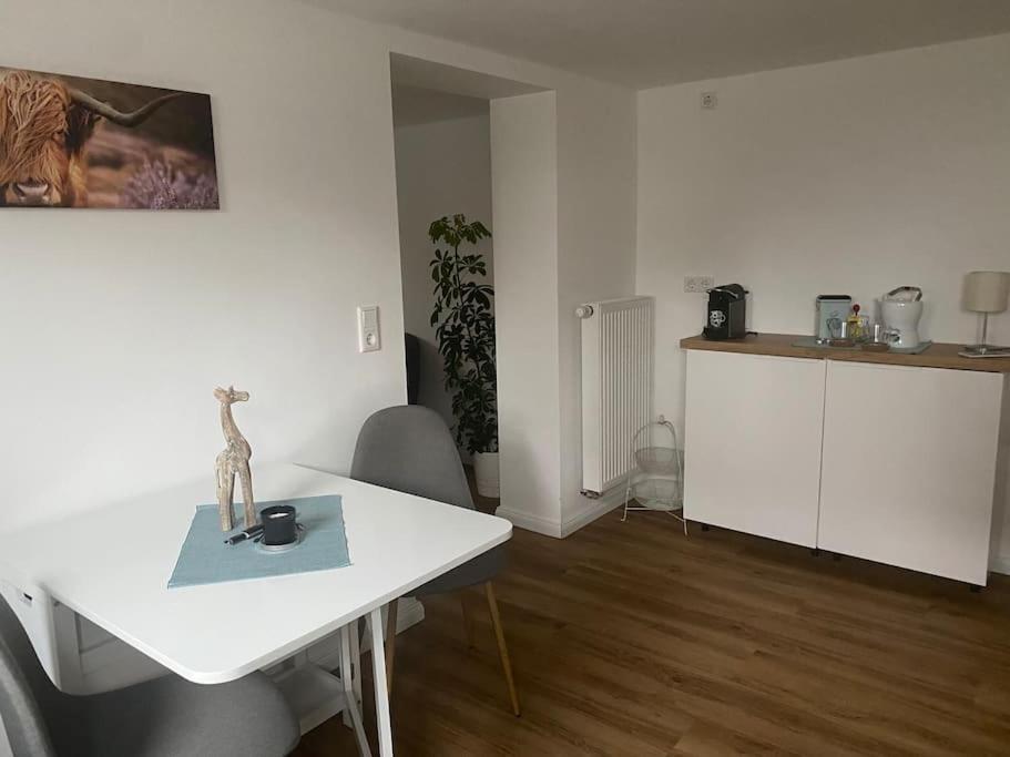 Klein Aber Oho! Neues Apartment In Stadt- Und Fuldanaehe Kassel Ngoại thất bức ảnh